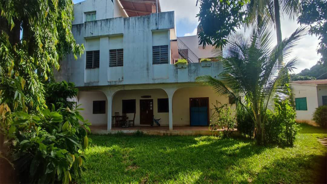 Propriété de Limété